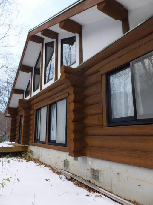 Log House Noboribetsu