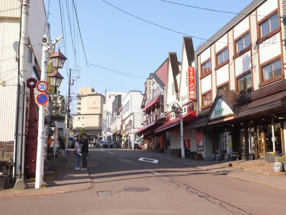 アパート Log House *