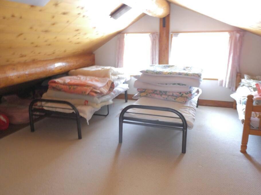 アパート Log House